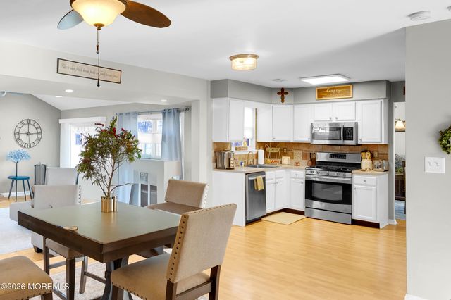 101 Duchess Lane, Brick, NJ 08724