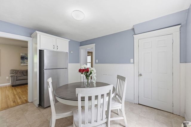 22 Lauf St, Worcester, MA 01602