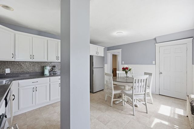 22 Lauf St, Worcester, MA 01602