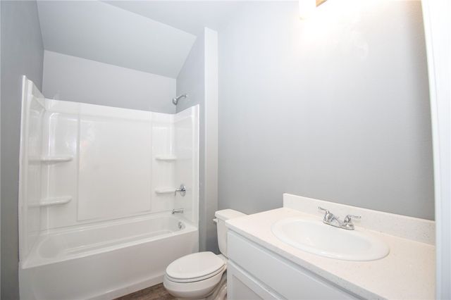 815 Elesa St, Corpus Christi, TX 78405