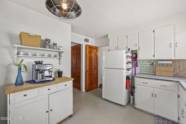 17 Stokes Street, Freehold, NJ 07728