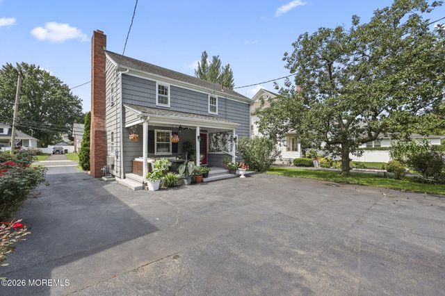 17 Stokes Street, Freehold, NJ 07728