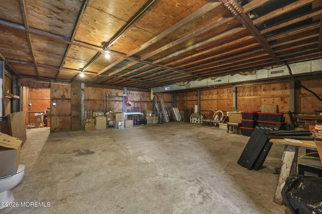 17 Stokes Street, Freehold, NJ 07728