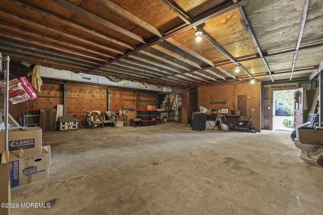 17 Stokes Street, Freehold, NJ 07728