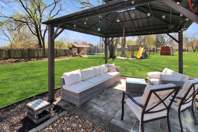 8135 E County Road 700 N, Brownsburg, IN 46112