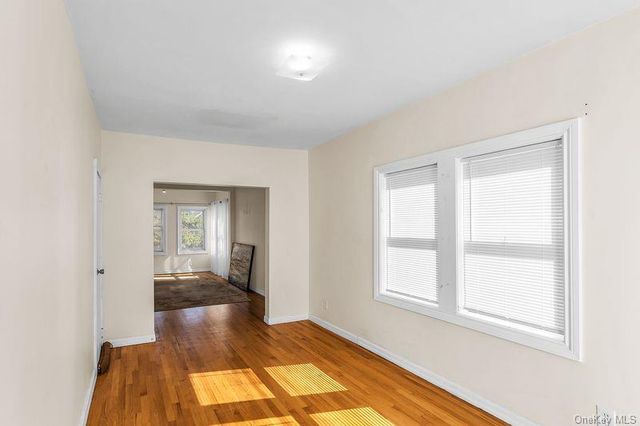548 E Broadway, Long Beach, NY 11561