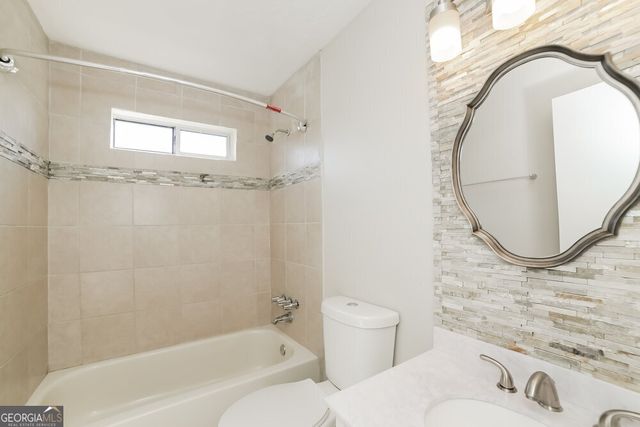 3729 Riverside Parkway, Decatur, GA 30034