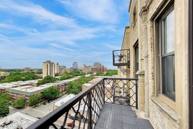 1755 E 55th Street 1202, Chicago, IL 60615