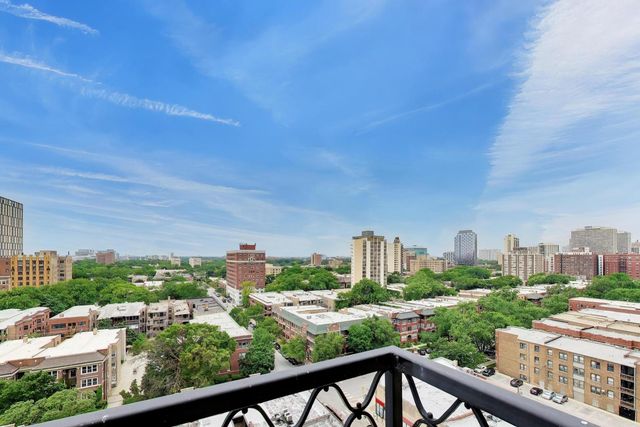 1755 E 55th Street 1202, Chicago, IL 60615