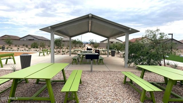 31327 E CRIMANY Drive, San Tan Valley, AZ 85143