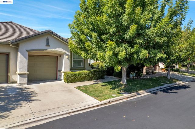 1450 Bismarck Ln, Brentwood, CA 94513