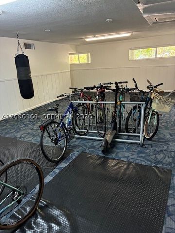 1205 Mariposa Ave 402, Coral Gables, FL 33146
