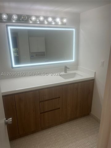 1205 Mariposa Ave 402, Coral Gables, FL 33146