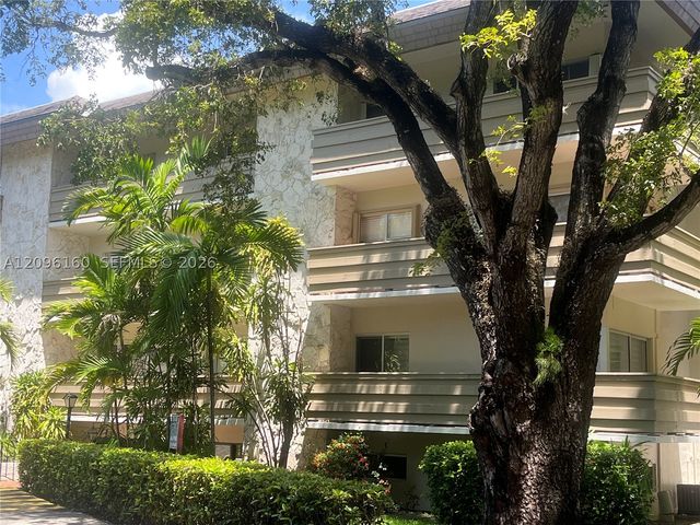1205 Mariposa Ave 402, Coral Gables, FL 33146