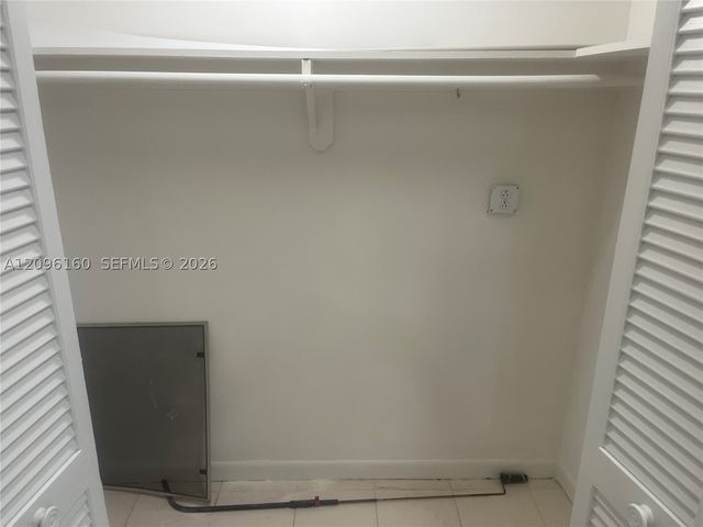 1205 Mariposa Ave 402, Coral Gables, FL 33146