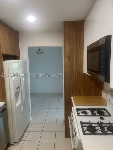 1205 Mariposa Ave 402, Coral Gables, FL 33146