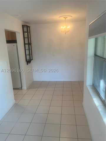 1205 Mariposa Ave 402, Coral Gables, FL 33146