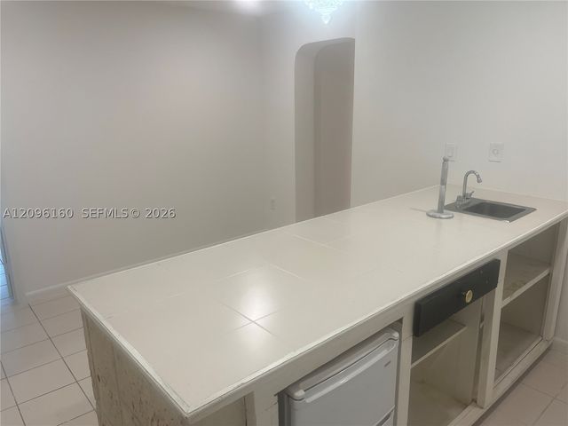 1205 Mariposa Ave 402, Coral Gables, FL 33146