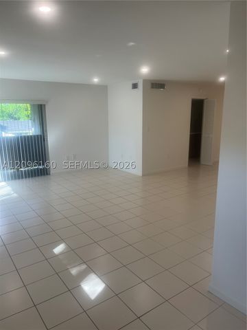 1205 Mariposa Ave 402, Coral Gables, FL 33146