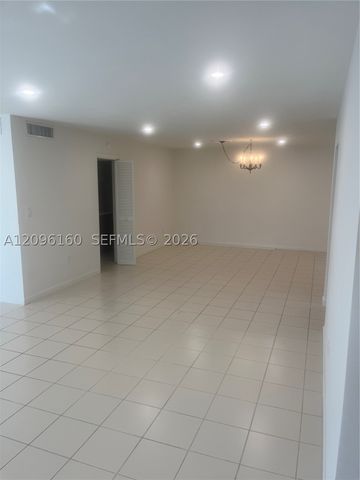 1205 Mariposa Ave 402, Coral Gables, FL 33146