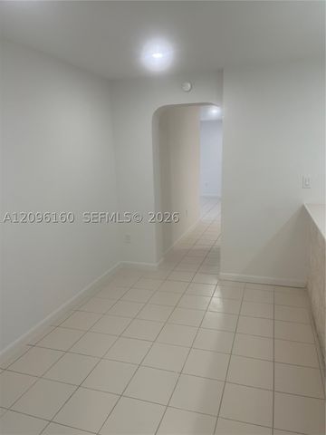 1205 Mariposa Ave 402, Coral Gables, FL 33146
