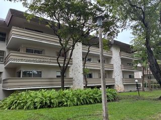 1205 Mariposa Ave 402, Coral Gables, FL 33146
