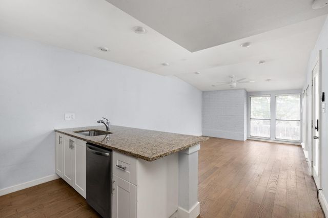 909 Reinli ST 232, Austin, TX 78751
