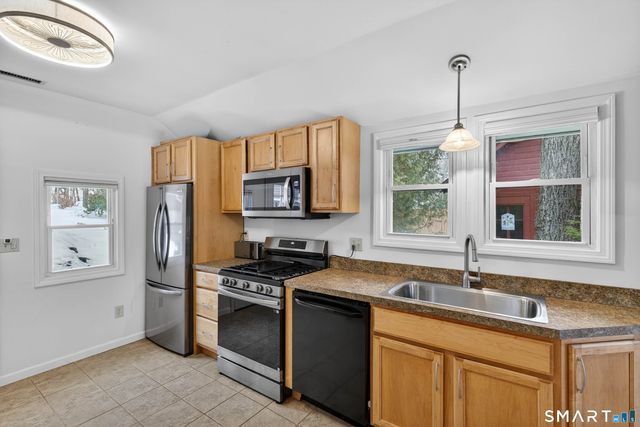 87 White Birch Drive, Guilford, CT 06437