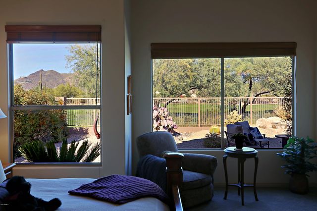 6894 E THIRSTY CACTUS Lane, Scottsdale, AZ 85266