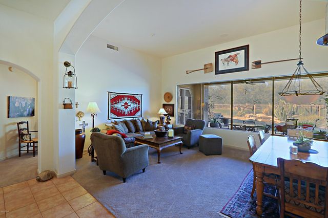 6894 E THIRSTY CACTUS Lane, Scottsdale, AZ 85266
