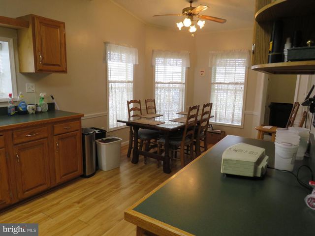 143 RAVEN CT, New Hope, PA 18938