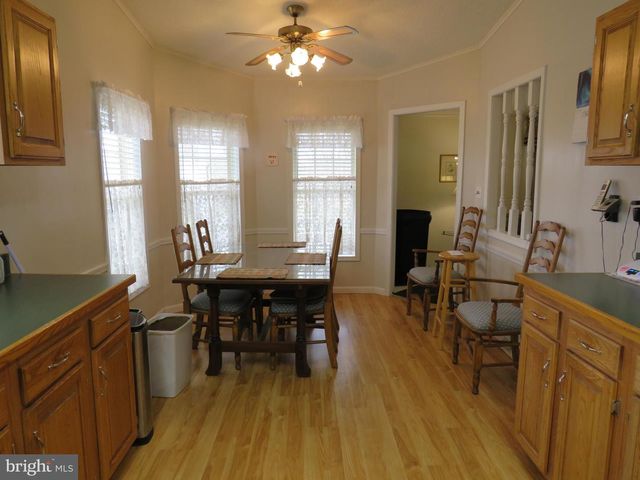 143 RAVEN CT, New Hope, PA 18938