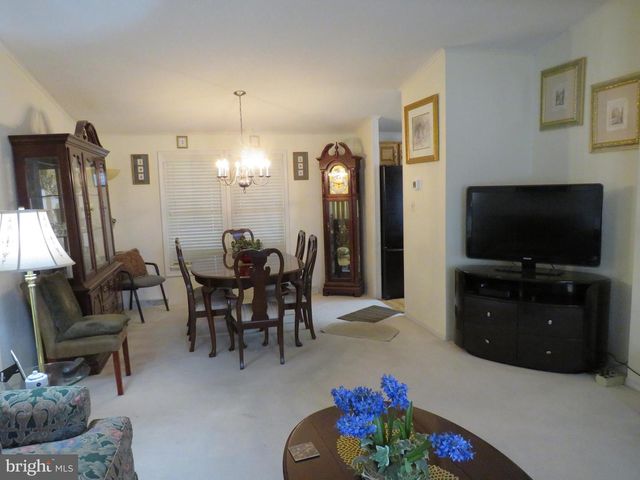 143 RAVEN CT, New Hope, PA 18938