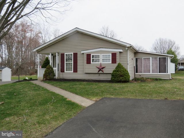 143 RAVEN CT, New Hope, PA 18938