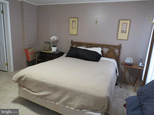 143 RAVEN CT, New Hope, PA 18938