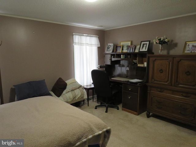 143 RAVEN CT, New Hope, PA 18938