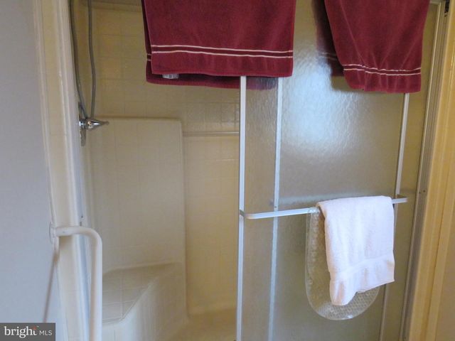 143 RAVEN CT, New Hope, PA 18938