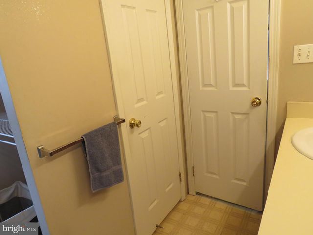 143 RAVEN CT, New Hope, PA 18938