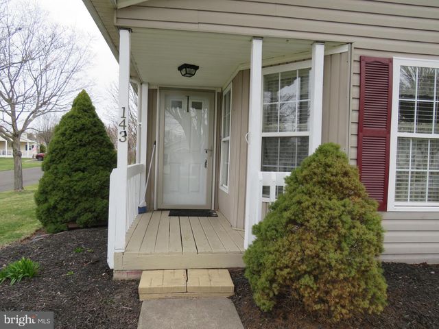 143 RAVEN CT, New Hope, PA 18938