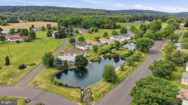143 RAVEN CT, New Hope, PA 18938