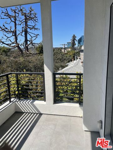 2465 Purdue Avenue PH 3, Los Angeles, CA 90064