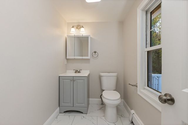 39 Forest St, Danvers, MA 01923