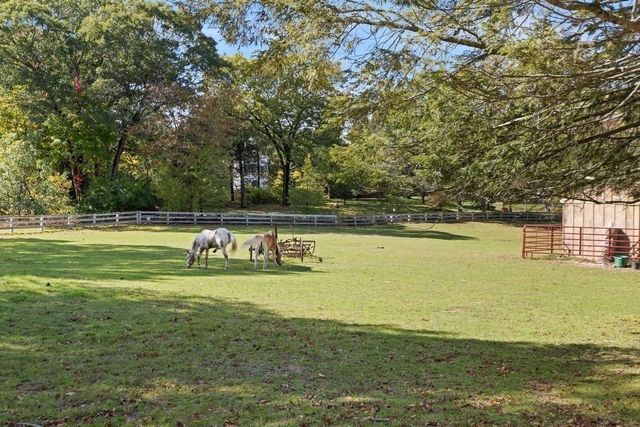 39 Forest St, Danvers, MA 01923