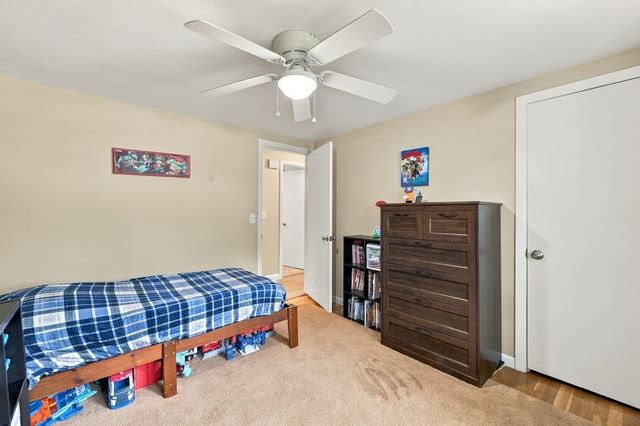 17 Phoenix Rd, Auburn, MA 01501