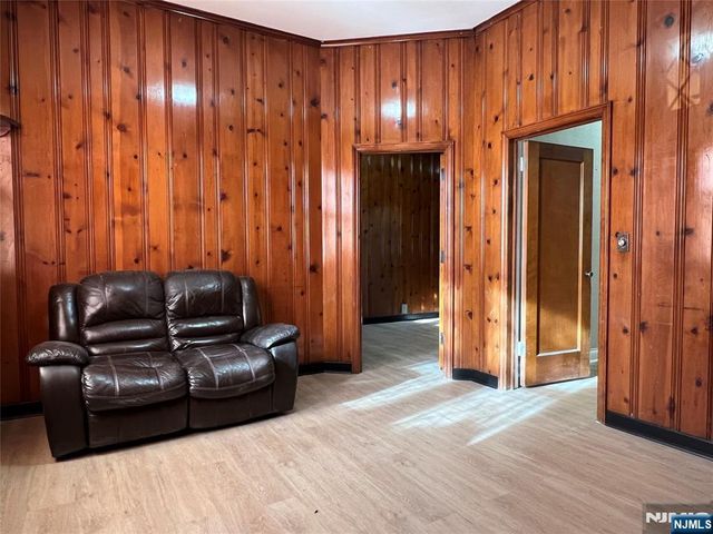 695 Palisade Avenue, Cliffside Park, NJ 07010