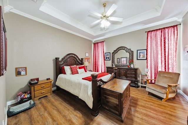 503 Port O Call Drive, Runaway Bay, TX 76426