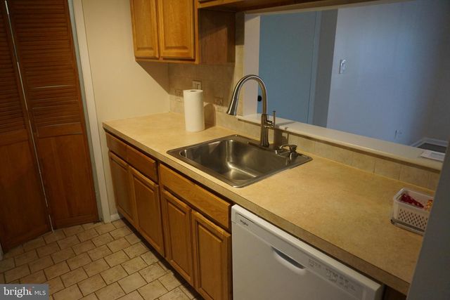 1401 MORRIS CT, North Wales, PA 19454