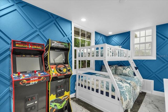 115 EDMONDSON AVENUE, Sarasota, FL 34242