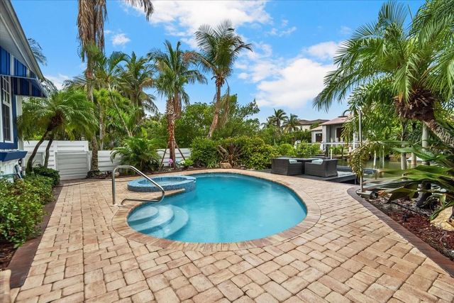 115 EDMONDSON AVENUE, Sarasota, FL 34242