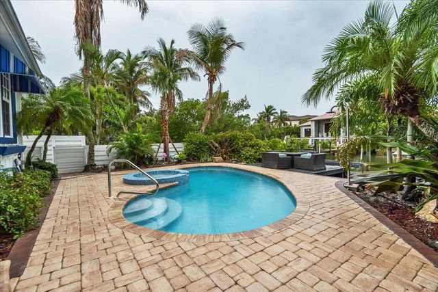 115 EDMONDSON AVENUE, Sarasota, FL 34242